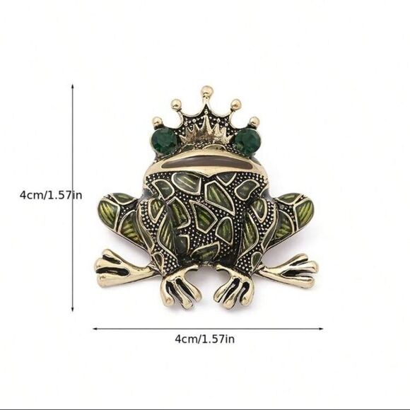 Cottagecore Frog Prince Brooch Gold Tone deep Green Jewel Eye Accent - Picture 3 of 3